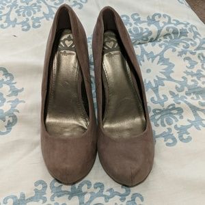 Suede Tan Wedges 4" heel